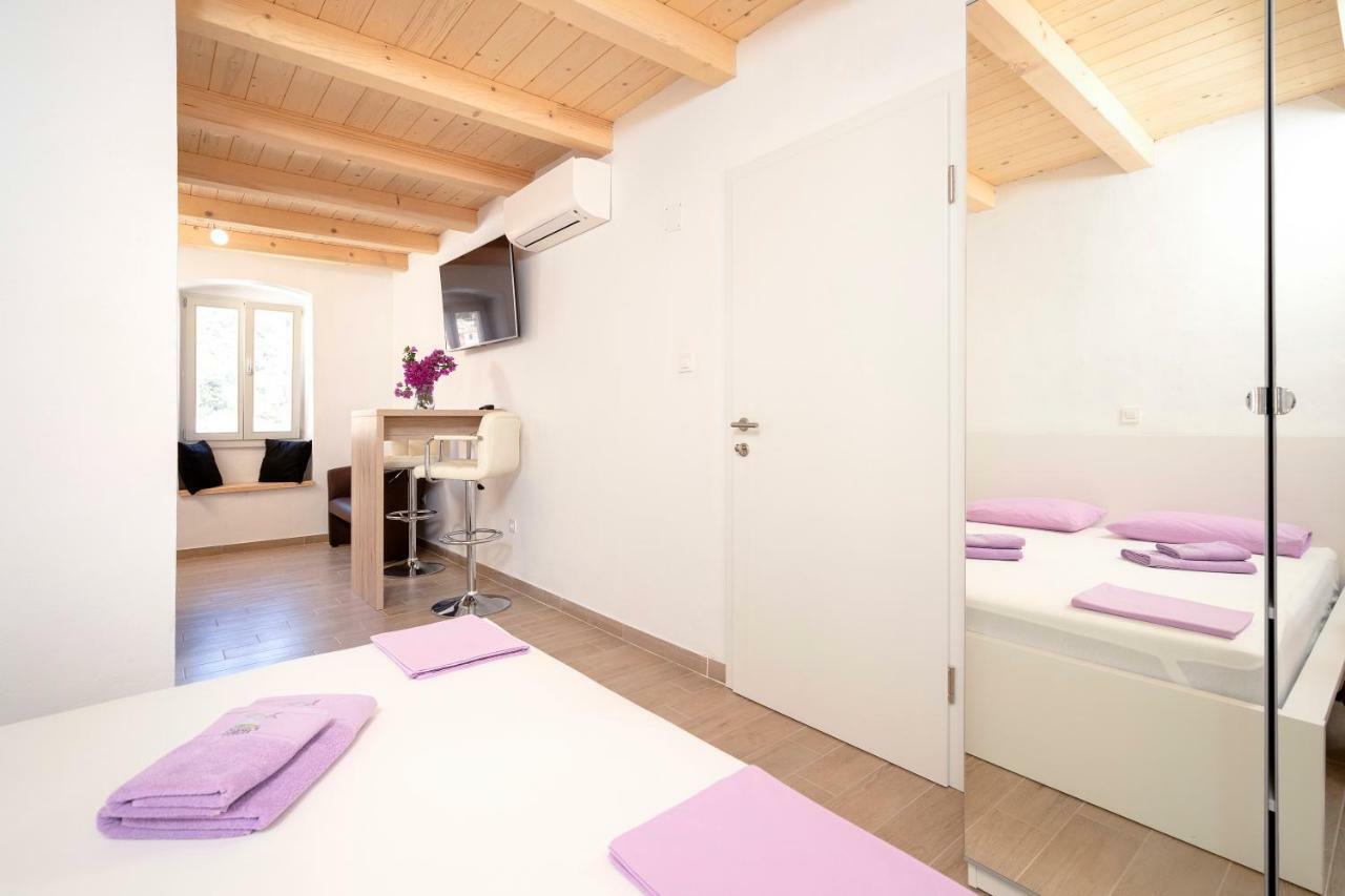 Velada Center Appartement Hvar Town Buitenkant foto