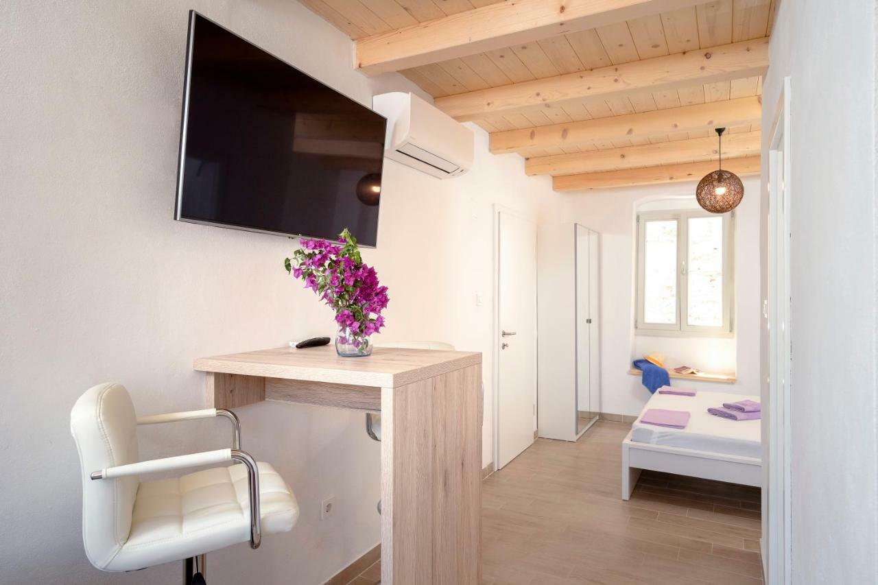 Velada Center Appartement Hvar Town Buitenkant foto