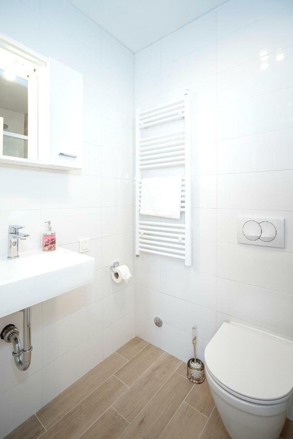 Velada Center Appartement Hvar Town Buitenkant foto
