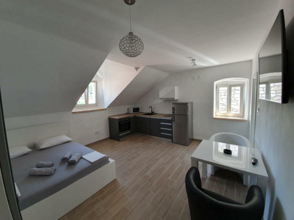 Velada Center Appartement Hvar Town Buitenkant foto